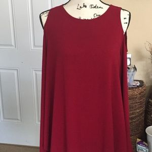 NWOT WIne Long Sleeve Cold Shoulder Long Swing Top